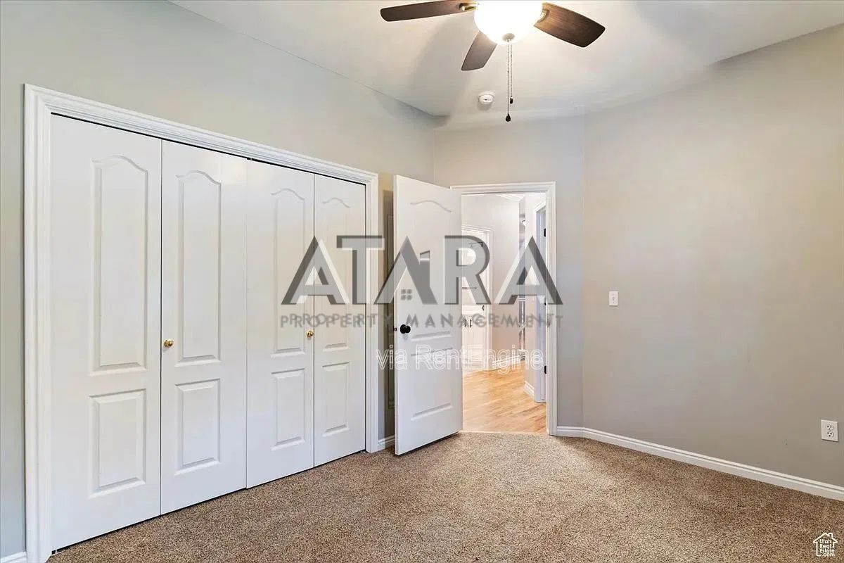 Beautiful 3 Bedroom, 2 Bath with Formal Living and  2-Car Garage – Farmington Foothills property image