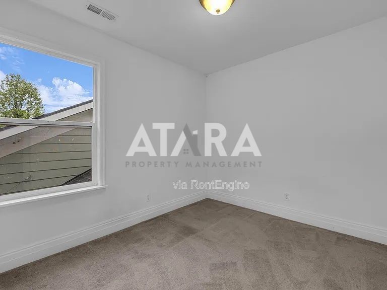 Quiet 3 Bedroom, 3 Bath Townhome in Daybreak property image