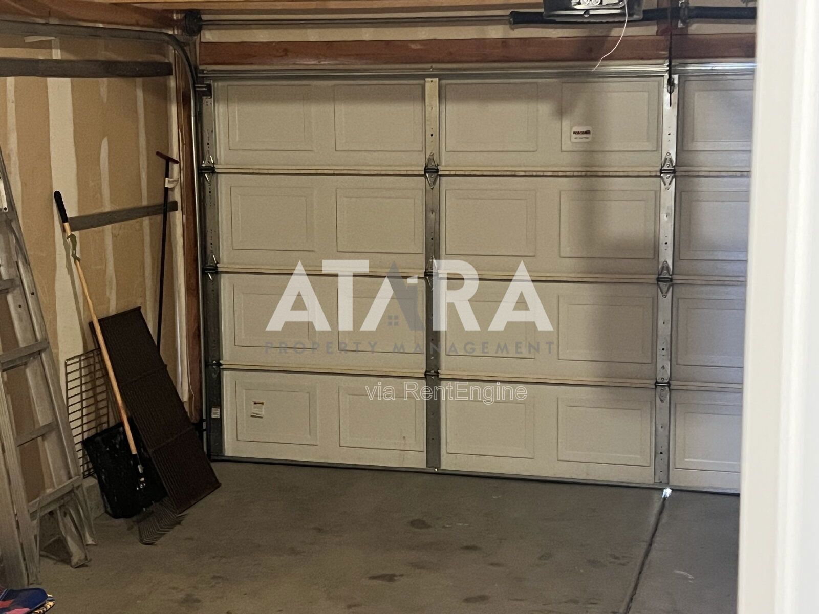 Stunning 6-Bedroom Home with Breathtaking Utah Lake & Mountain Views In Saratoga Springs property image