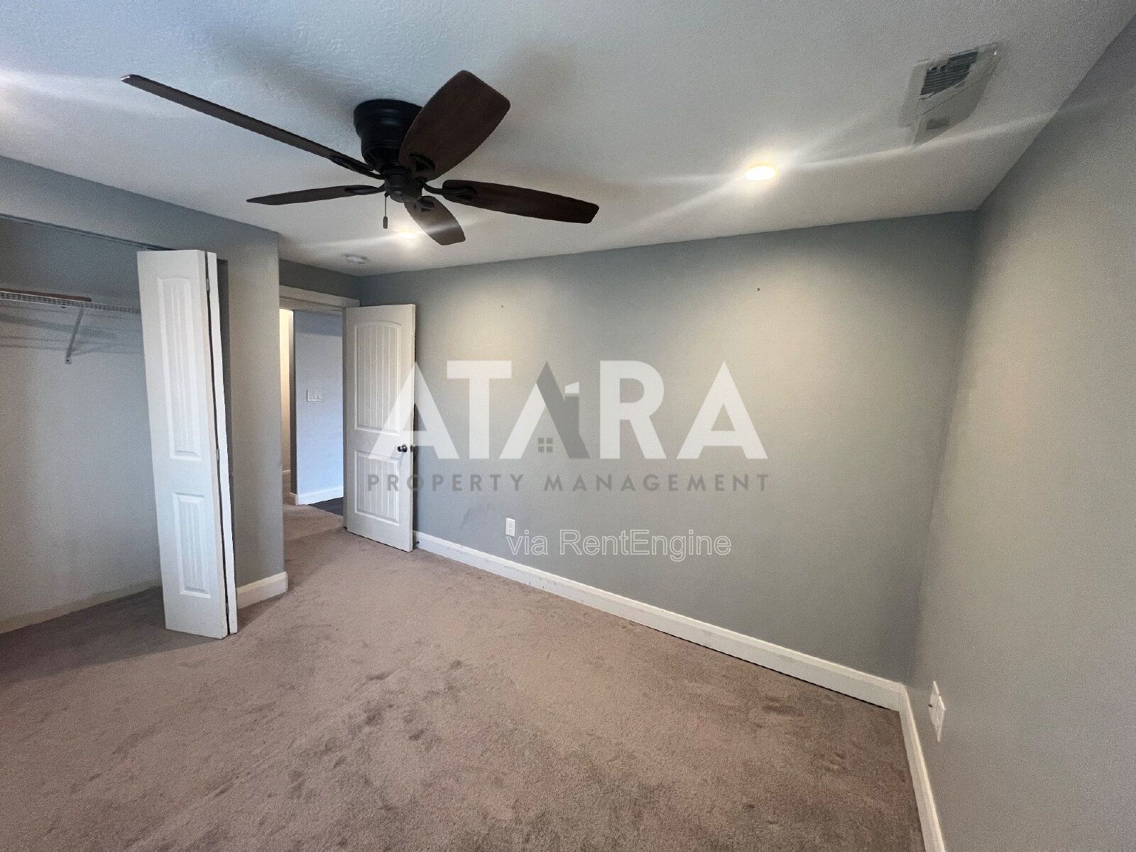 Stunning 6-Bedroom Home with Breathtaking Utah Lake & Mountain Views In Saratoga Springs property image