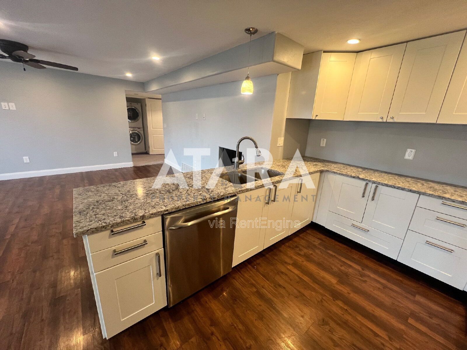 Stunning 6-Bedroom Home with Breathtaking Utah Lake & Mountain Views In Saratoga Springs property image