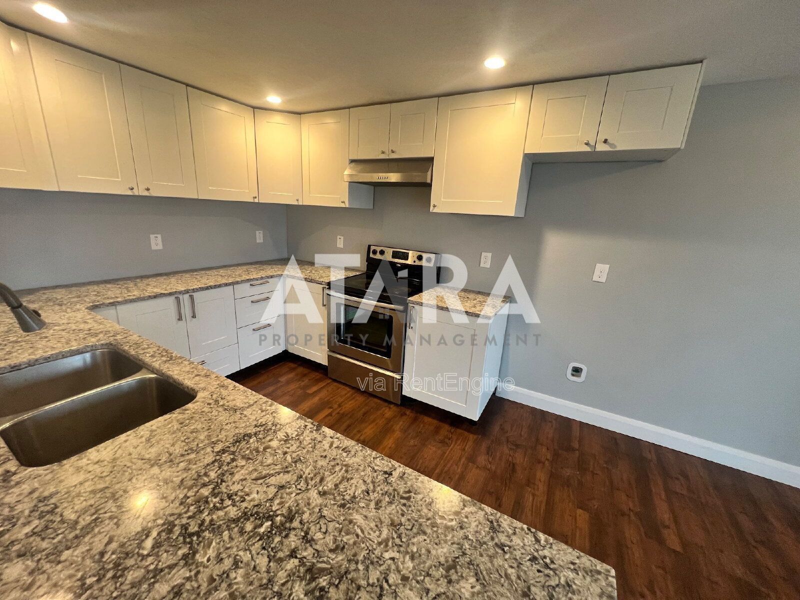 Stunning 6-Bedroom Home with Breathtaking Utah Lake & Mountain Views In Saratoga Springs property image