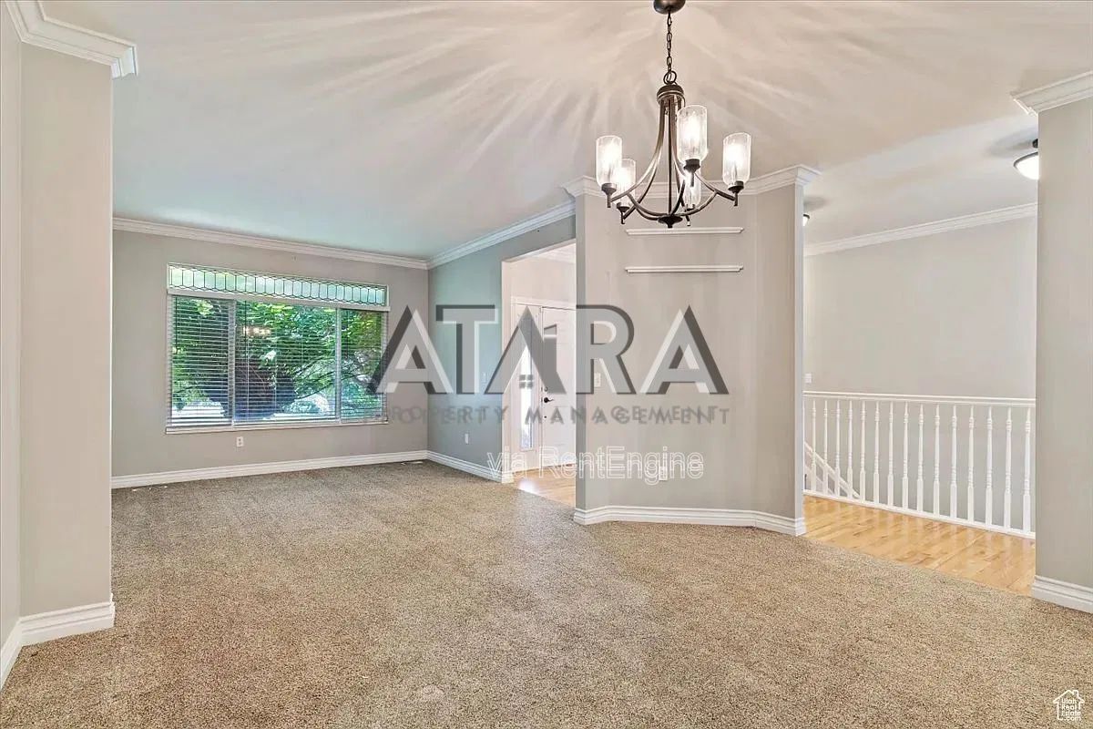 Beautiful 3 Bedroom, 2 Bath with Formal Living and  2-Car Garage – Farmington Foothills property image