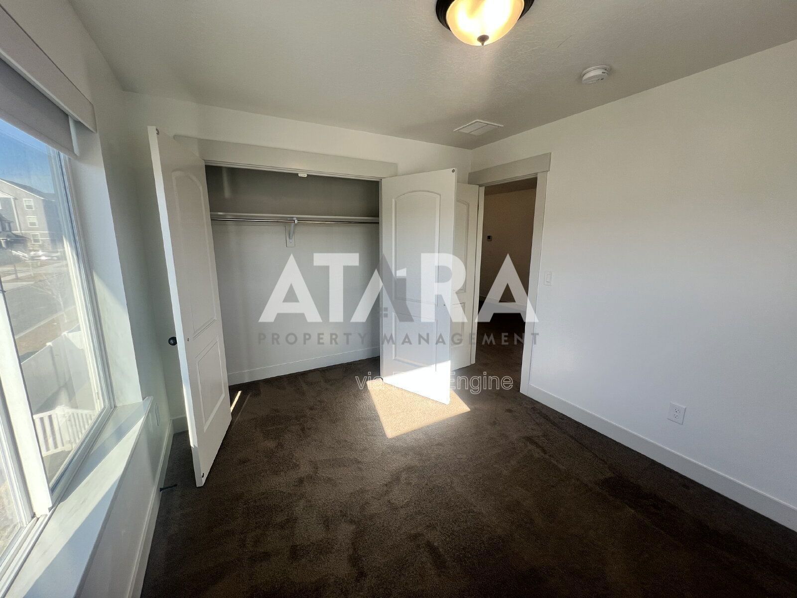 Beautiful 4 Bedroom Home for Rent With SOLAR PANELS– Saratoga Springs property image