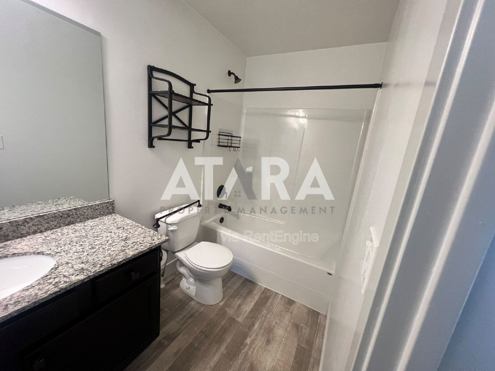 Beautiful 4 Bedroom Home for Rent With SOLAR PANELS– Saratoga Springs property image