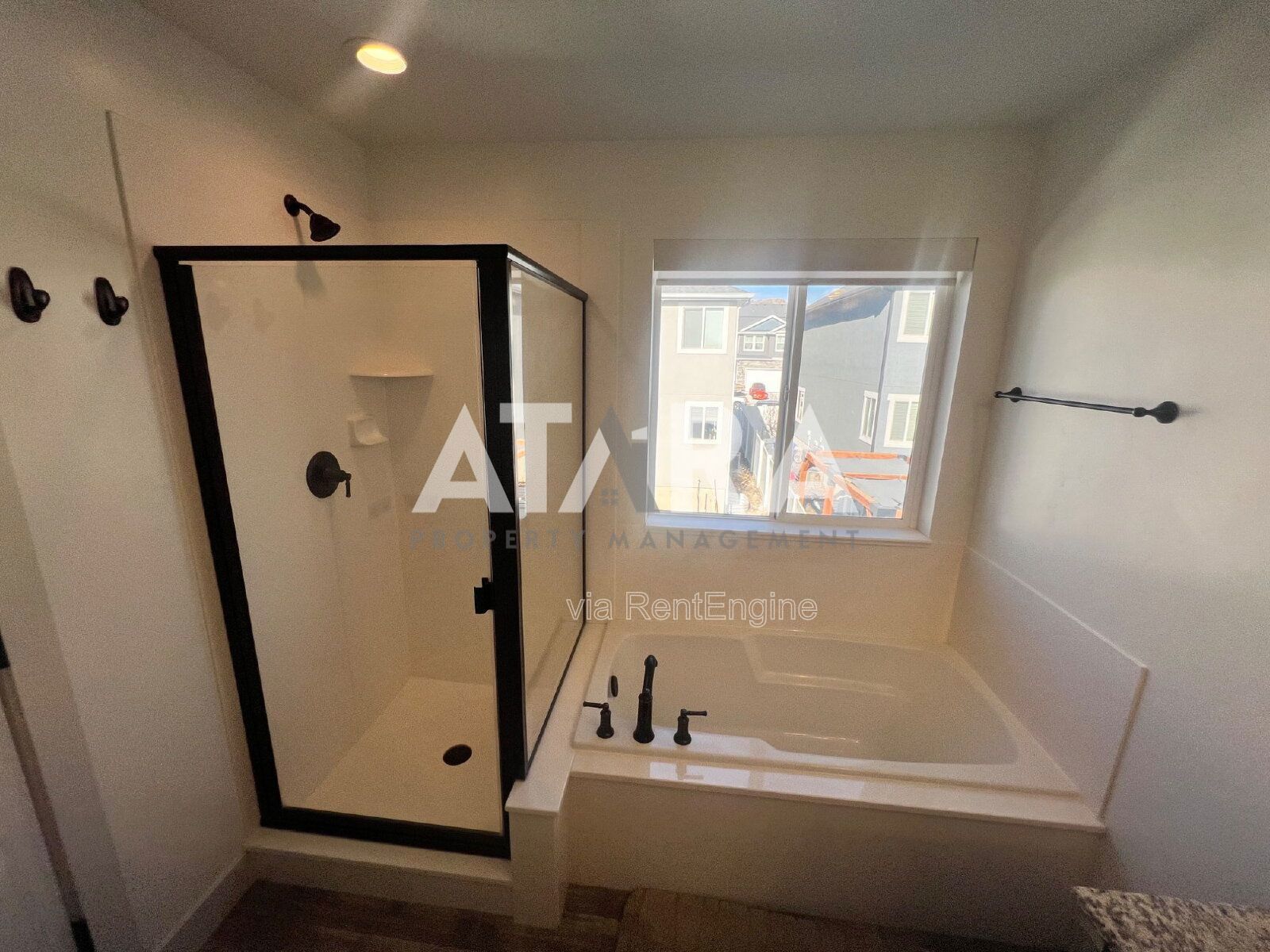 Beautiful 4 Bedroom Home for Rent With SOLAR PANELS– Saratoga Springs property image