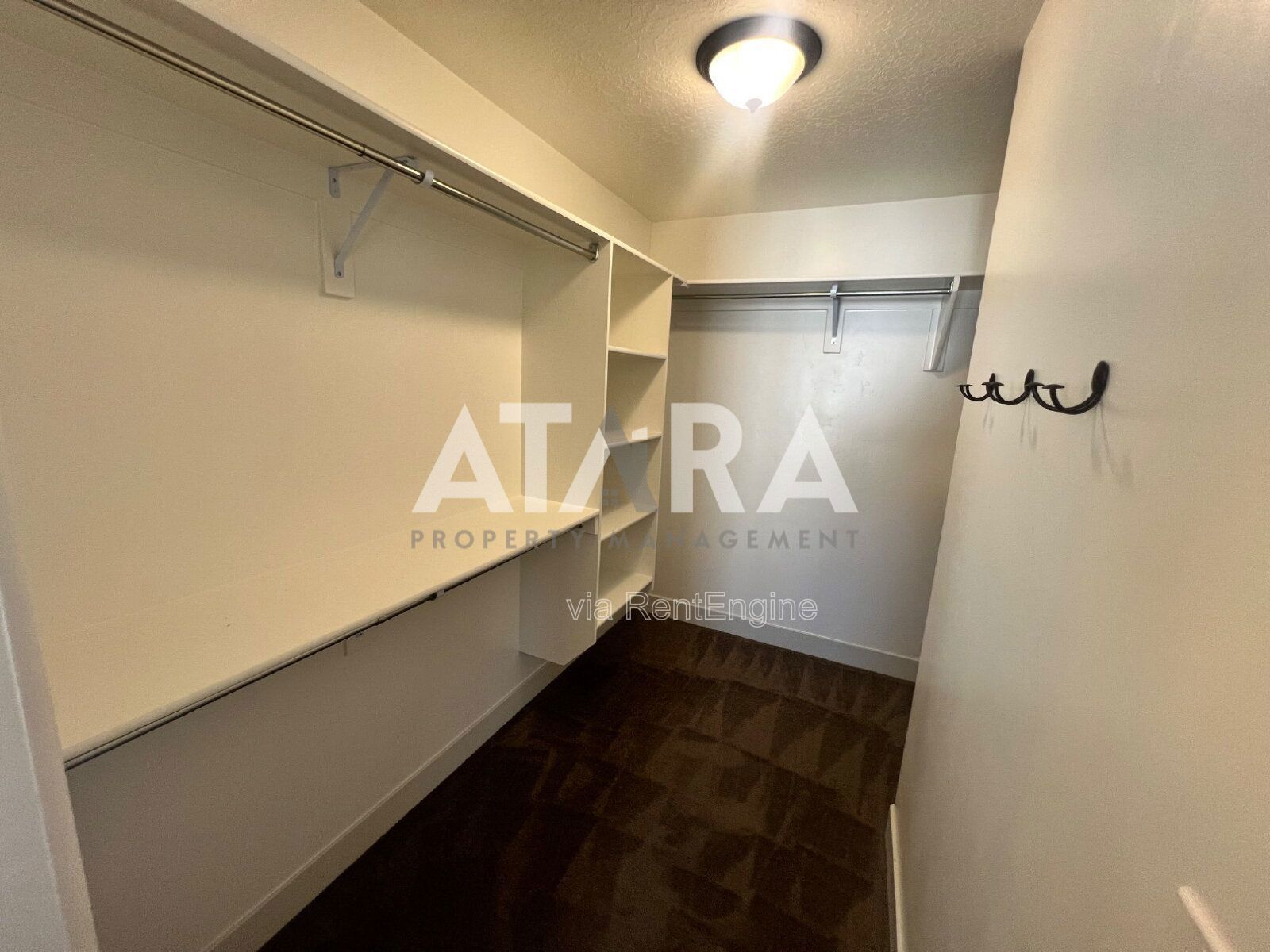 Beautiful 4 Bedroom Home for Rent With SOLAR PANELS– Saratoga Springs property image