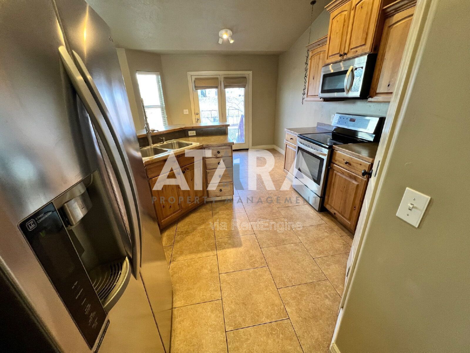 Spacious 5 Bedroom Home in West Daybreak property image