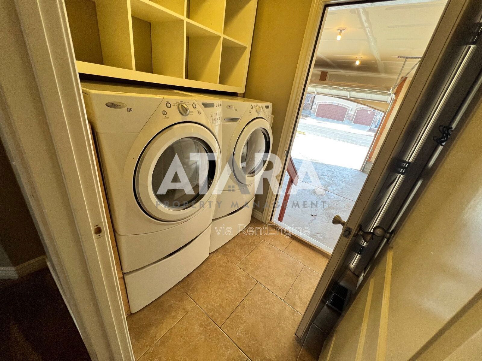 Spacious 5 Bedroom Home in West Daybreak property image