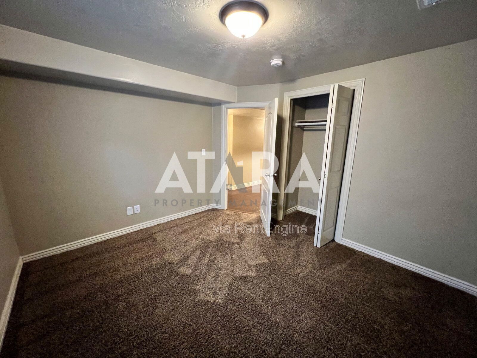 Spacious 5 Bedroom Home in West Daybreak property image