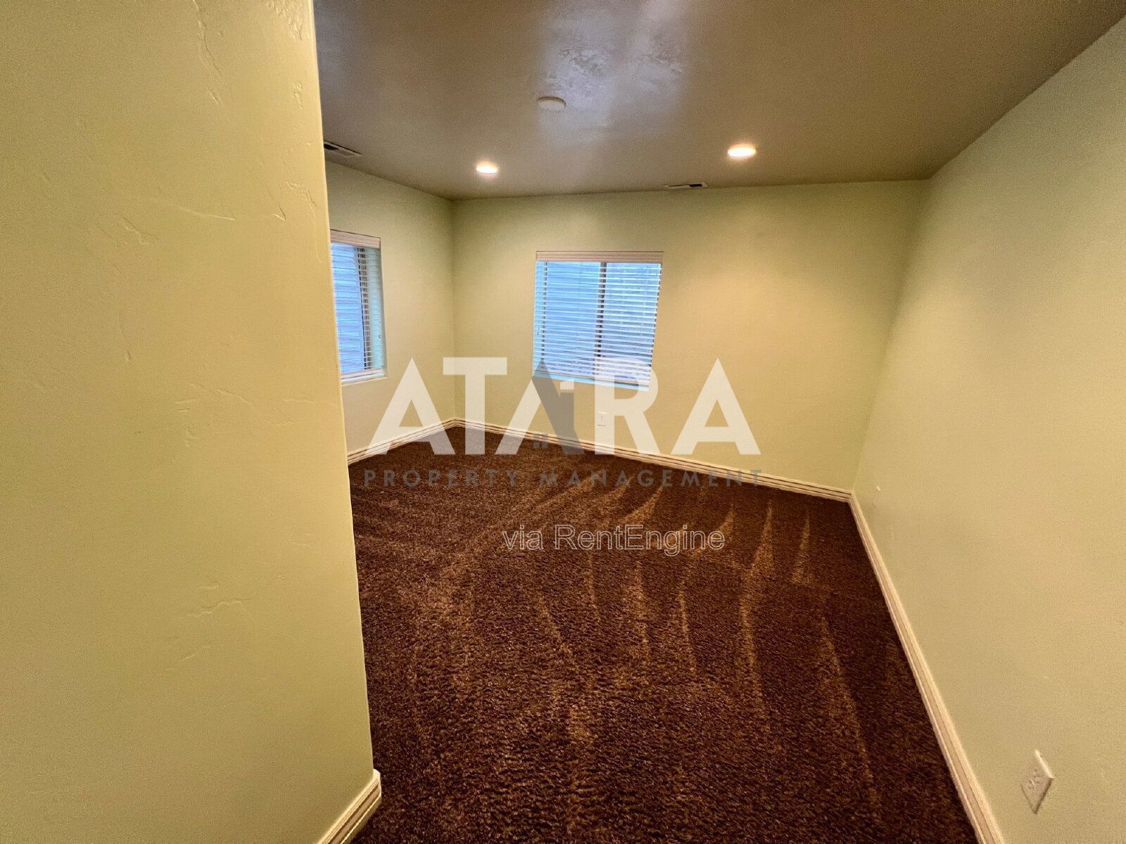 Spacious 5 Bedroom Home in West Daybreak property image