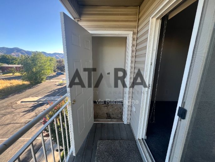 Space for Your Pets, Comfort for You – 2-Bedroom in Tooele #305 property image