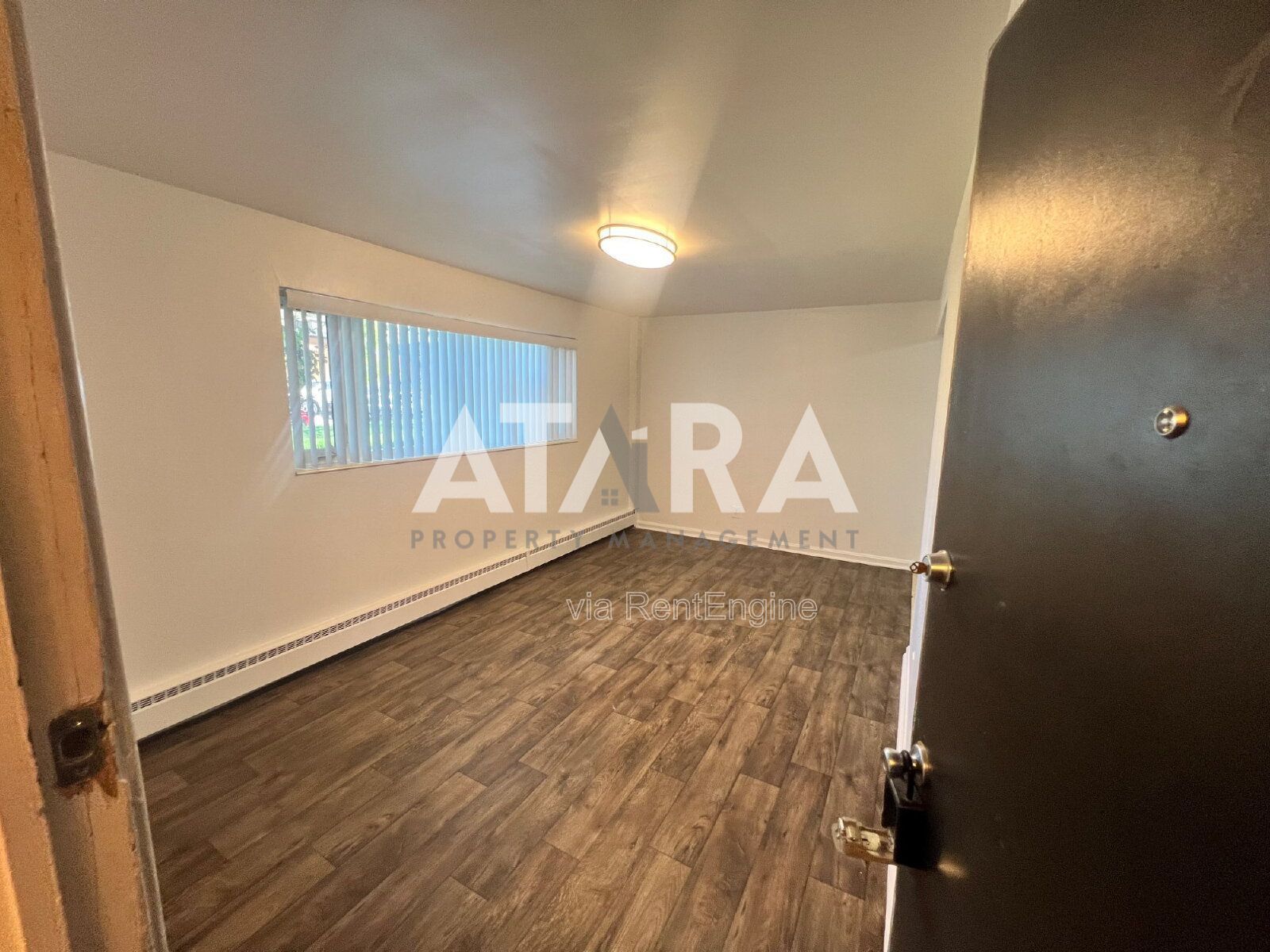 Modern 1 Bed/1 Bath Apartment in Marmalade District – Downtown Salt Lake Living property image