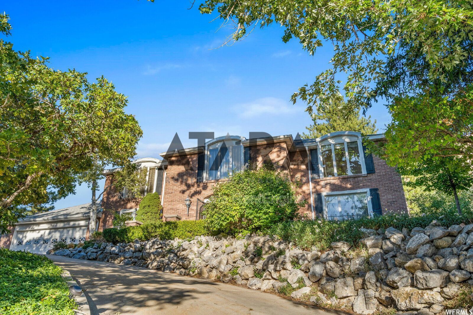 Spacious 4-Bedroom, 6-Bath Home in Beautiful Federal Heights property image