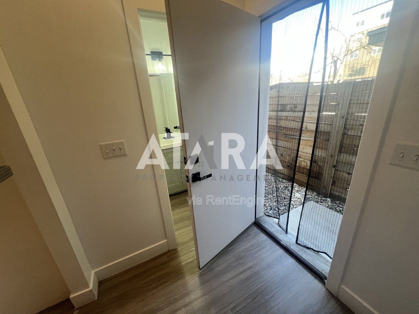 Spacious 2-Bed Townhouse in Salt Lake City — #03 property image