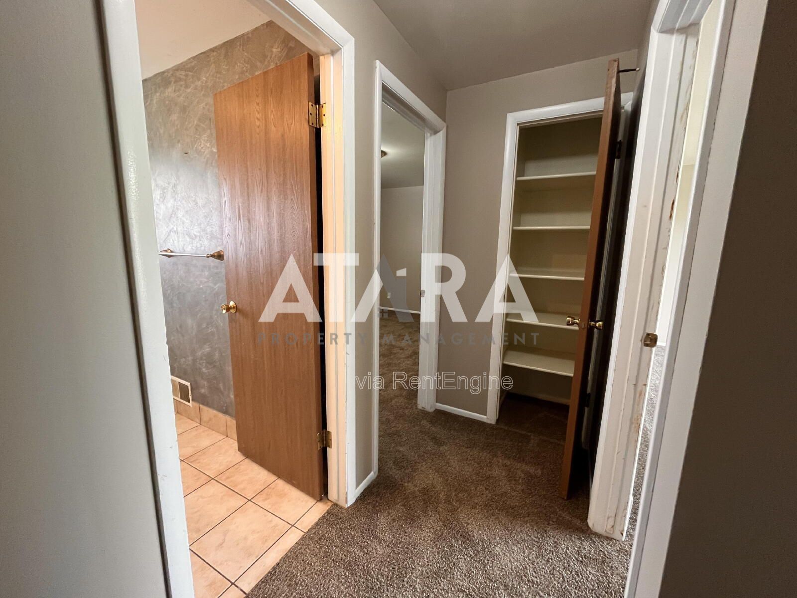 Charming 2 Bed / 1.5 Bath Condo in the Heart of Bountiful Prime Location! property image