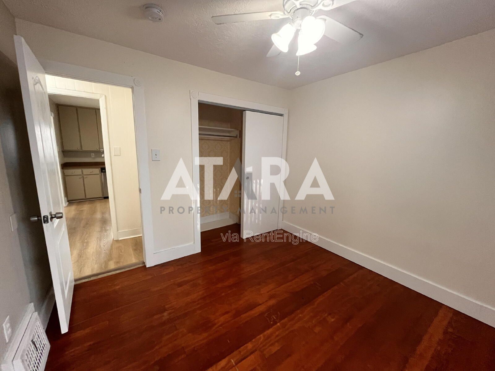 Spacious 5-Bed Duplex in Millcreek property image