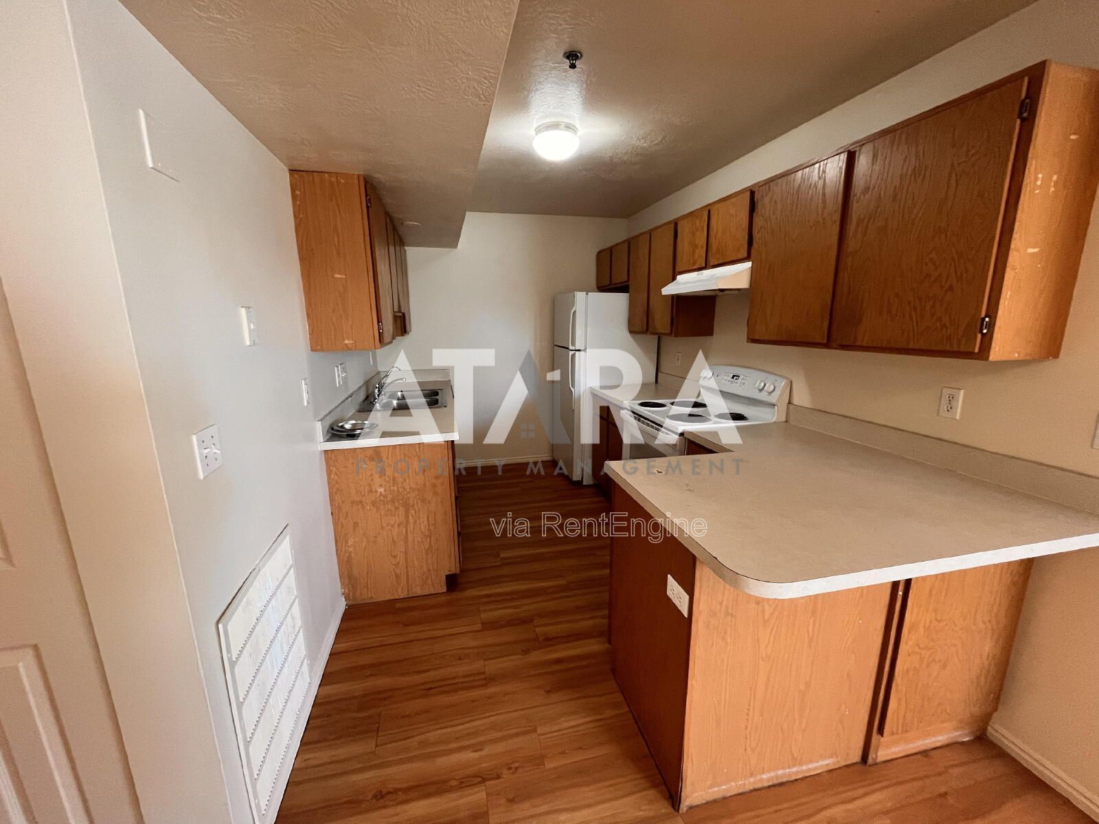Charming 2-Bedroom Haven in Kearns – Perfect Location with Comfort & Style!