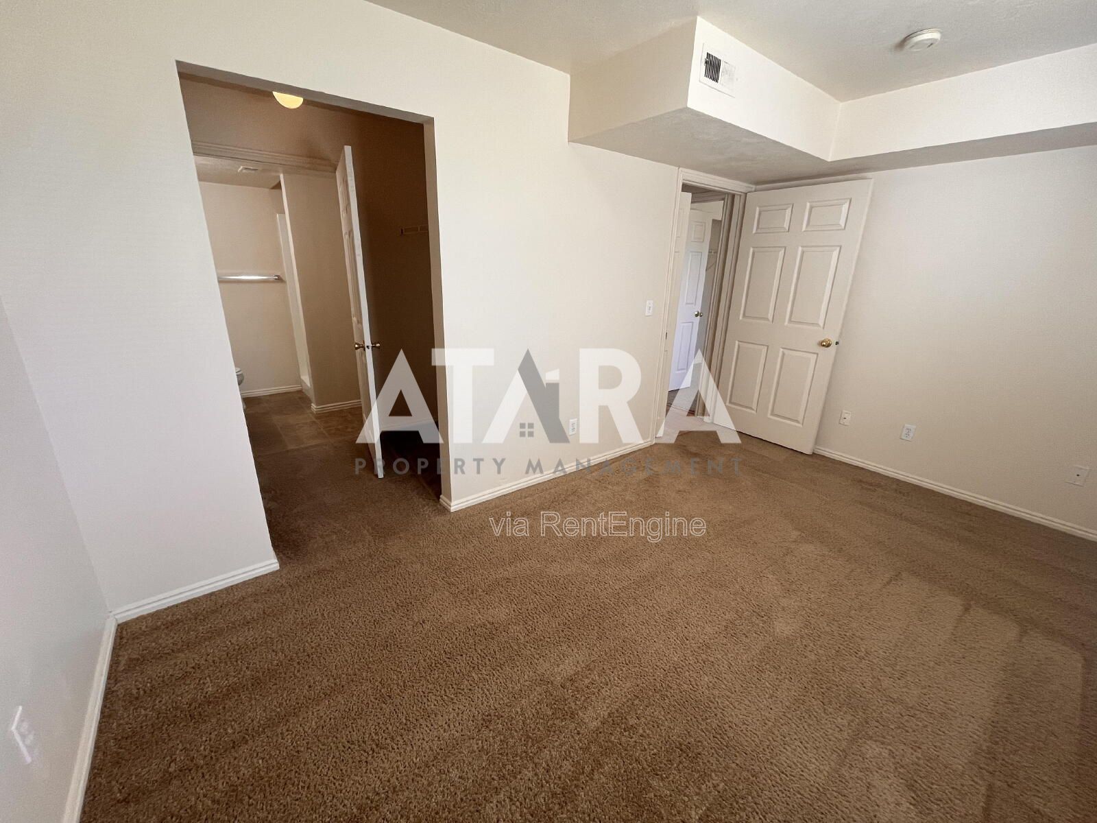 Charming 2-Bedroom Haven in Kearns – Perfect Location with Comfort & Style!