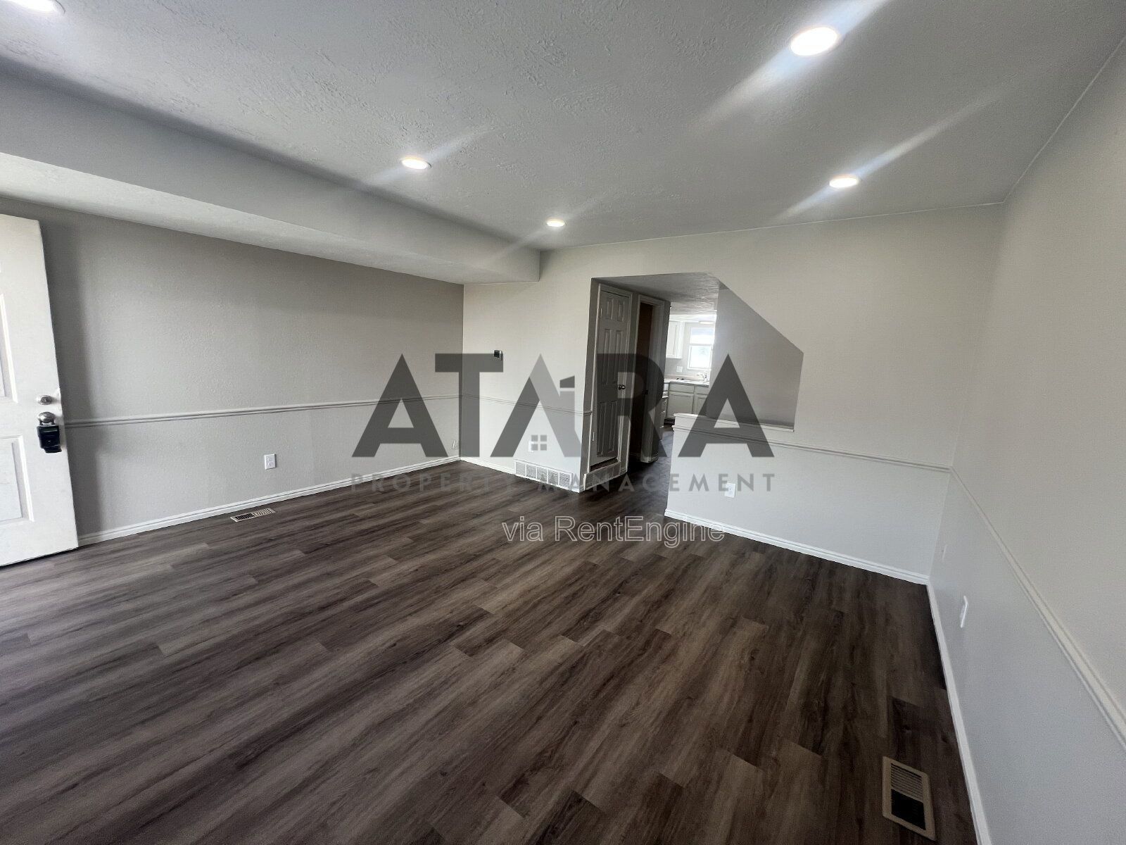 Comfort for You & Your Pet - 3 Bed NSL #13 property image