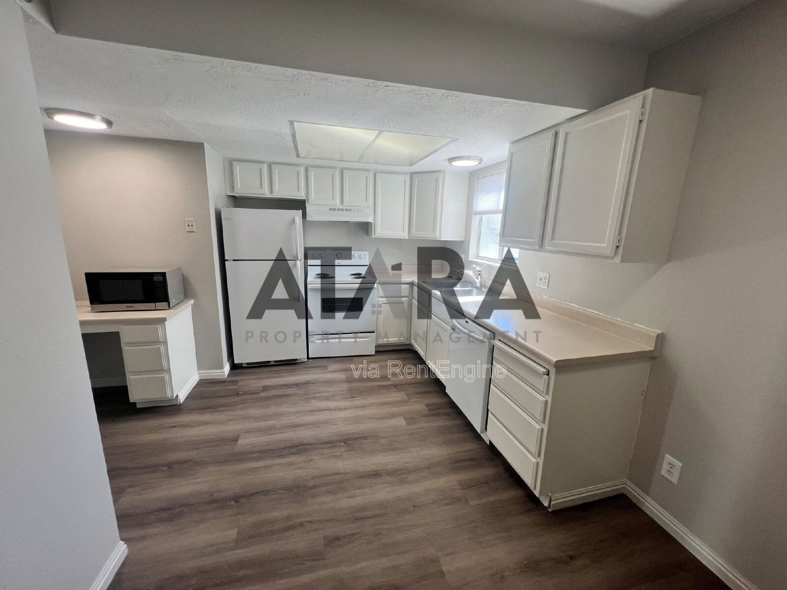 Comfort for You & Your Pet - 3 Bed NSL #13 property image