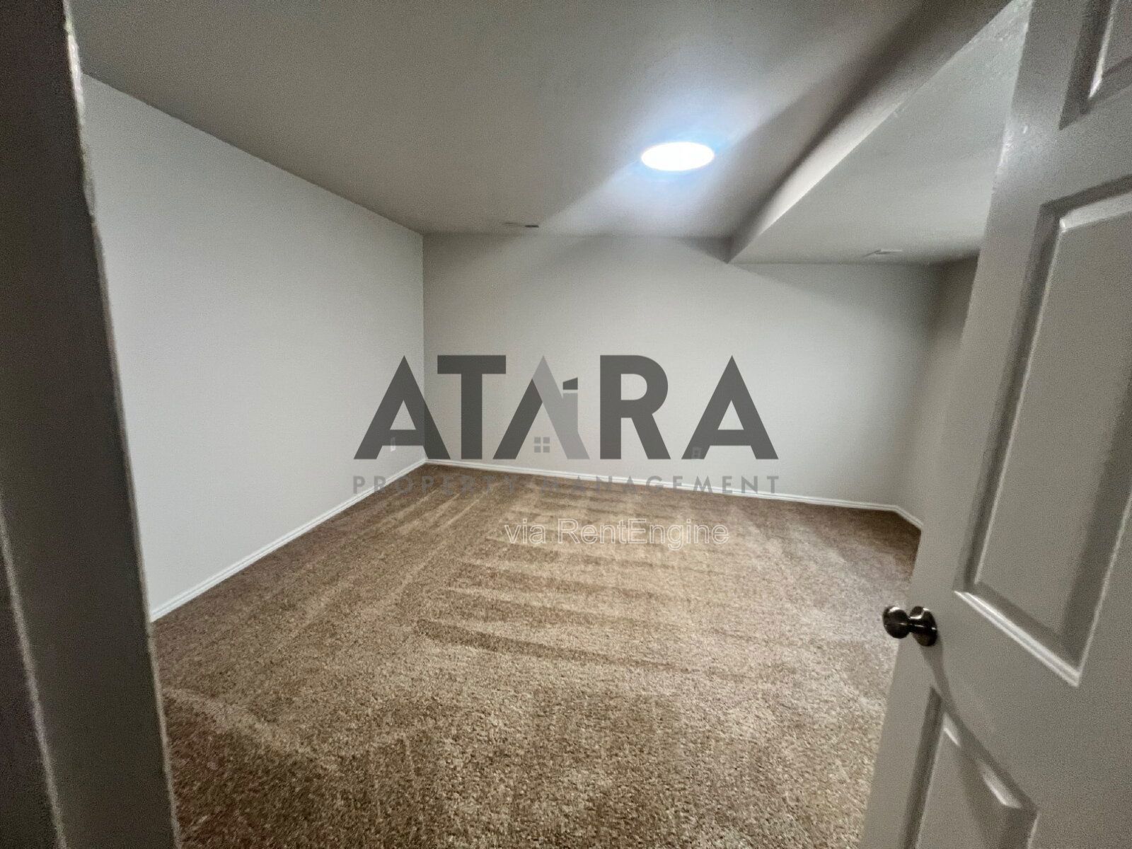 Comfort for You & Your Pet - 3 Bed NSL #13 property image