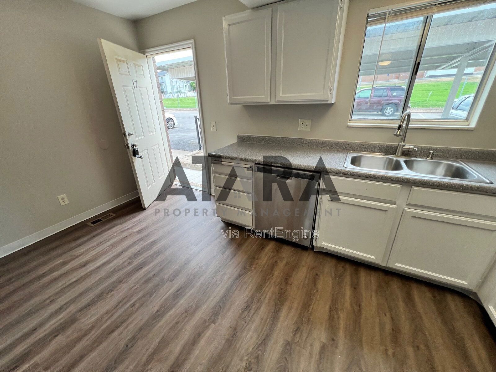 3 Bed NSL #17 **$0 Deposit Program** property image