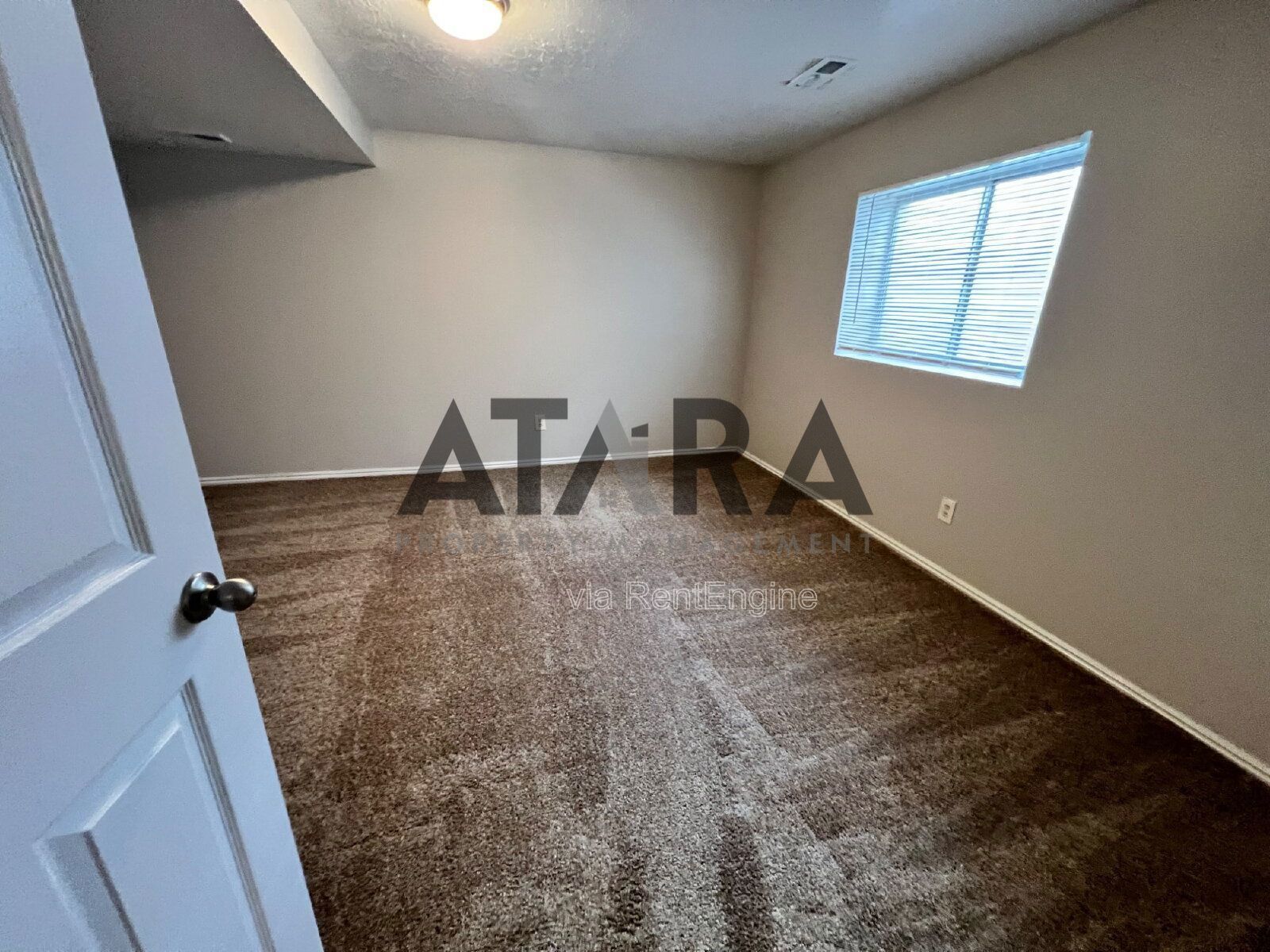 3 Bed NSL #17 **$0 Deposit Program** property image