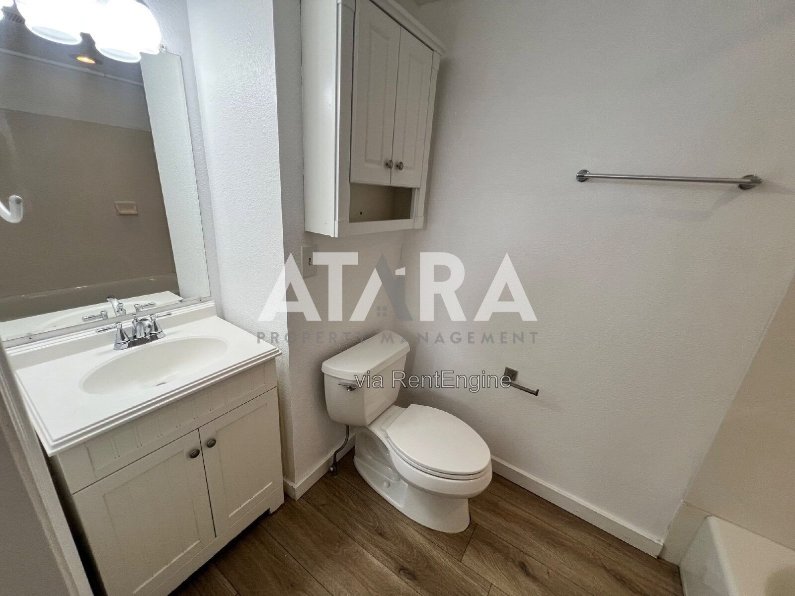 Charming 1-bedroom, 1-bathroom in the historic Oxford Manor building offers stylish urban living in the heart of Salt Lake City's desirable Greater Avenues neighborhood property image