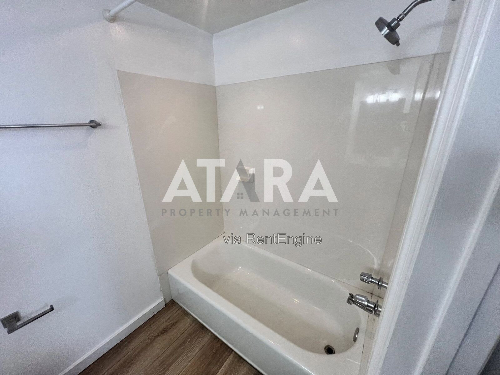 Charming 1-bedroom, 1-bathroom in the historic Oxford Manor building offers stylish urban living in the heart of Salt Lake City's desirable Greater Avenues neighborhood property image