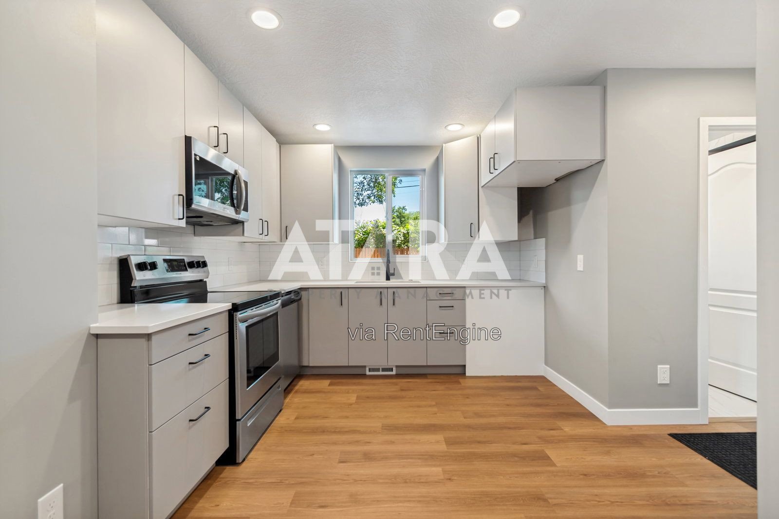 Main Floor Remodeled  Duplex in Prime Salt Lake City Location! property image