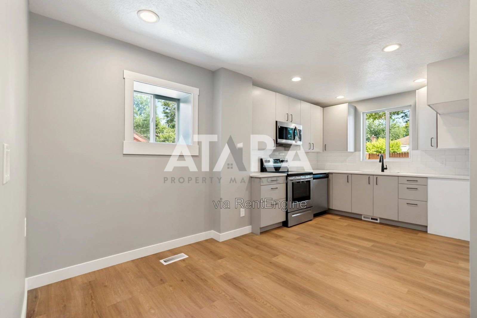 Main Floor Remodeled  Duplex in Prime Salt Lake City Location! property image