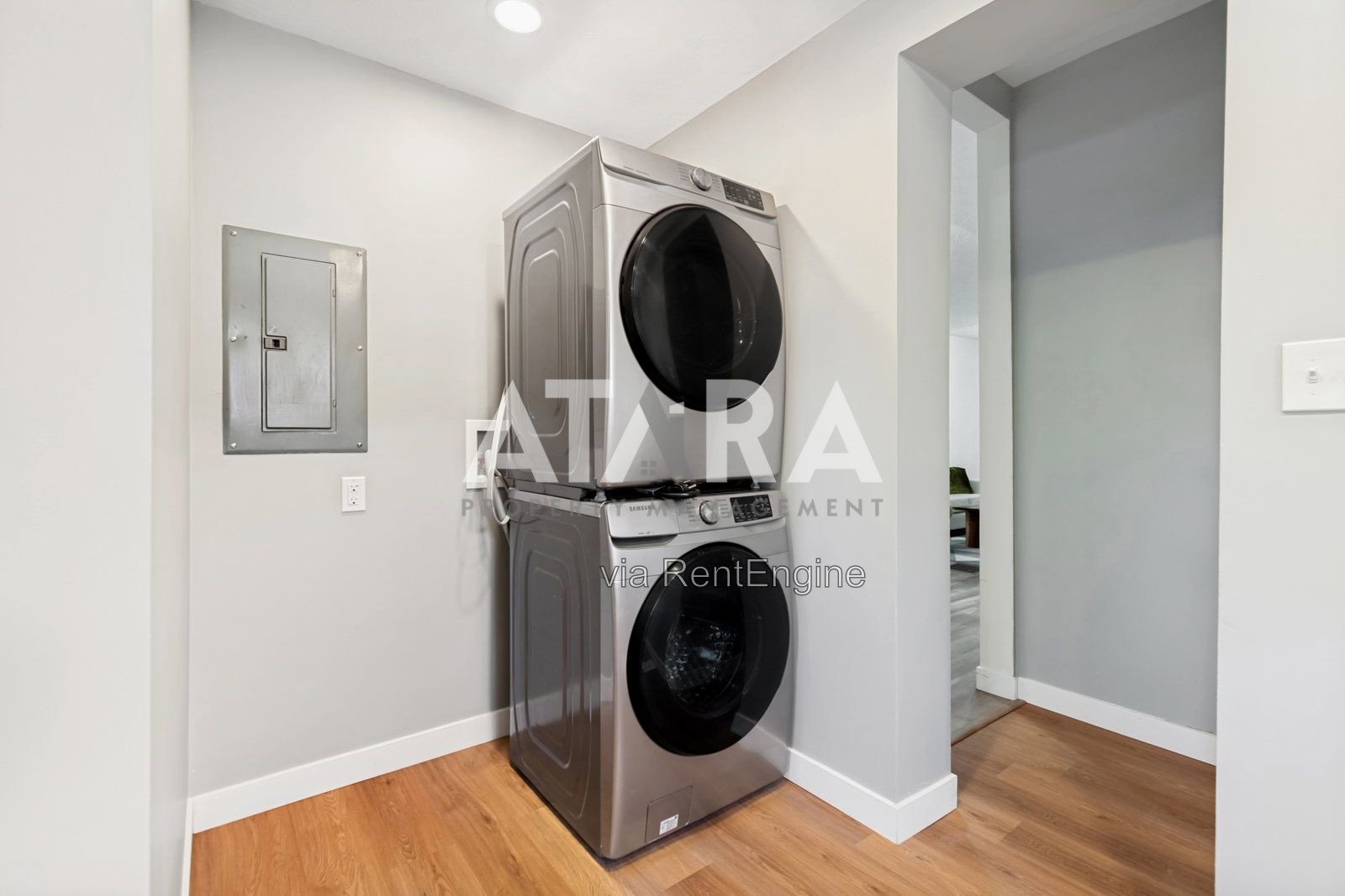 Main Floor Remodeled  Duplex in Prime Salt Lake City Location! property image