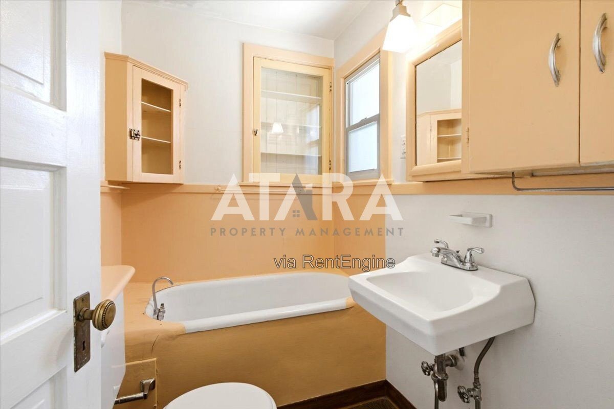 Cozy 2-Bedroom Home Near the University of Utah and Capitol! property image