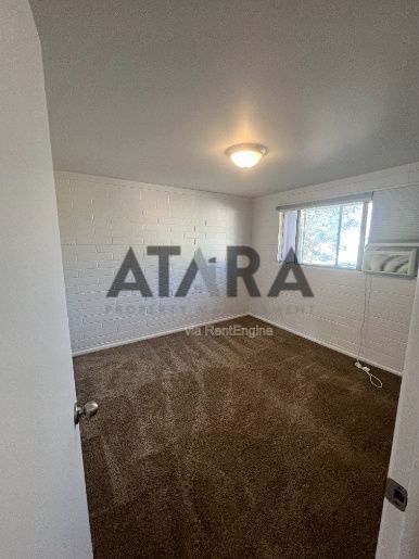 Space for Your Pets, Comfort for You – 2-Bedroom in Sandy property image