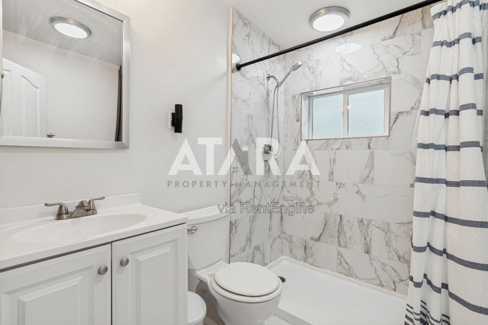 Remodeled Upper-Level Apartment – Great Location! property image