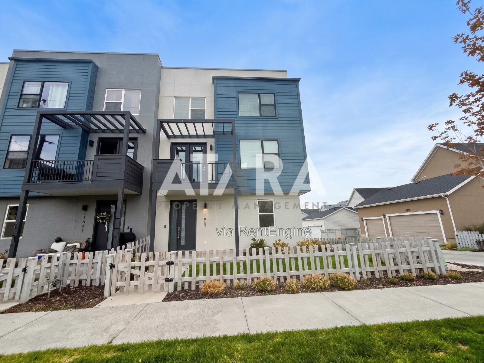 Stunning 3-Bed Townhouse in Desirable South Jordan (Daybreak Area) property image