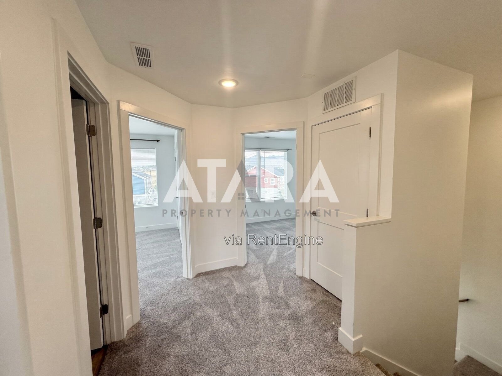Stunning 3-Bed Townhouse in Desirable South Jordan (Daybreak Area) property image